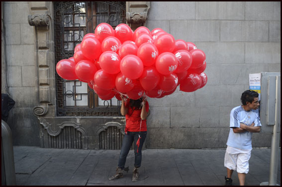 _JW17402ballonmonde
