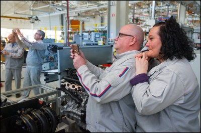 Tremery: Hollande and Tavares visit PSA Peugeot Citroen factory