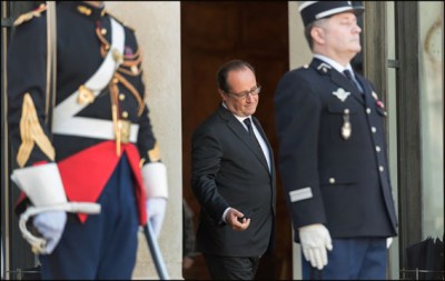 rancois Hollande. President of Gabon Ali Bongo Ondimba leaves Francois Hollande after a meeting. Paris, FRANCE-14/09/2015