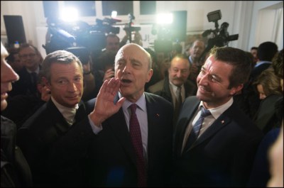 Alain Juppe. Former Prime Minister Alain Juppe, candidate to secure the right's nomination for the 2017 presidential race delivers a speech during the opening of his campaign headquarters Paris, FRANCE-05/01/2016