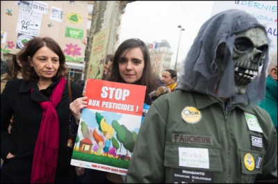 Demonstrators protest against the use of pesticides and for an organic farming. Paris, FRANCE-26/03/2016