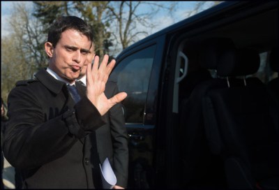 Manuel Valls. French Prime Minister, Manuel Valls and French Minister of Culture and Communication, Audrey Azoulay visiting the Chaumont-sur-Loire castle . Chaumont-sur-Loire, FRANCE-01/04/2016