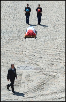 French President, Francois Hollande during a ceremony in honour of former french Prime Minister Michel Rocard at the Hotel des Invalides. Paris, FRANCE-07/07/2016