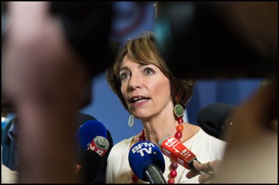 Marisol Touraine. French Social Affairs, Health and Women's Rights Minister Marisol Touraine (L) and French Junior Budget Minister Christian Eckert deliver a press conference to present the draft budget plan to finance the social security system in 2017 at the Ministry of Finance  Paris, France-23/09/2016